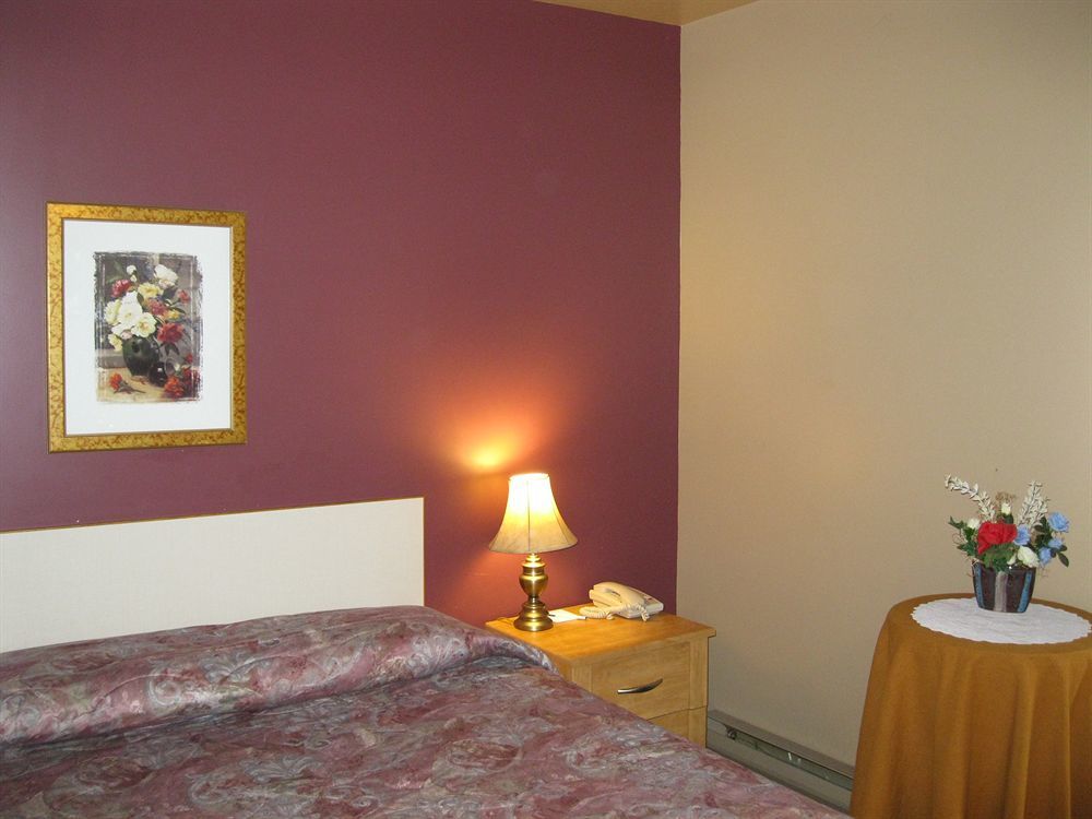 Motel Rayalco Laurier Station Exterior foto
